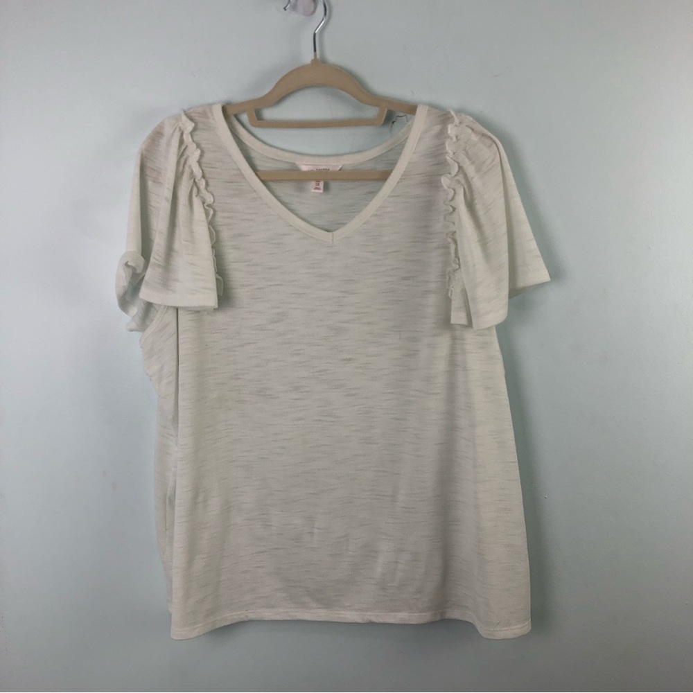 LC Lauren Conrad White Knit Top With Short Ruffle Sleeves V Neck Size 1X